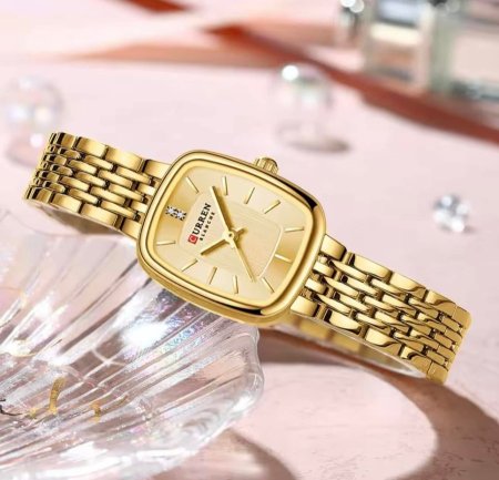 ساعه كورن 4322